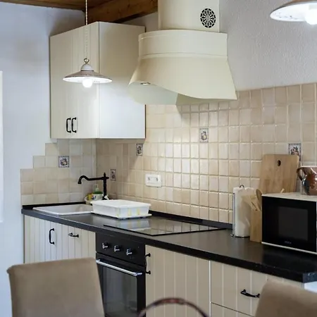 Octingenti In Marceljani - Haus Fuer 4-6 Personen