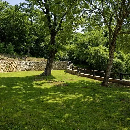 Villa Octingenti In Marceljani - Haus Fuer 4-6 Personen *