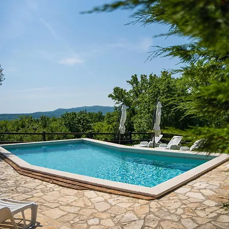 Villa Octingenti In Marceljani - Haus Fuer 4-6 Personen Veligolji