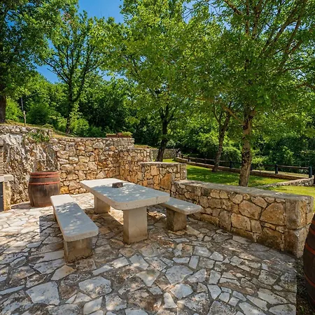 Octingenti In Marceljani - Haus Fuer 4-6 Personen * Veligolji